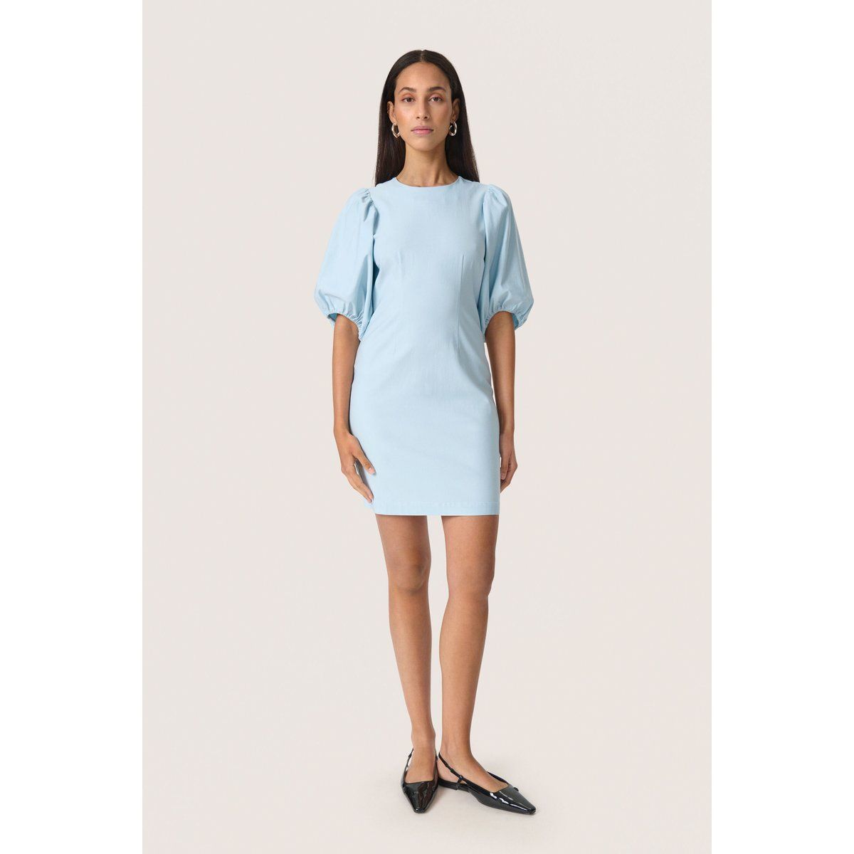 Slim-Fit-Minikleid mit Ballonärmeln