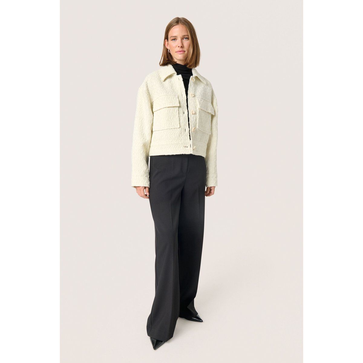 Strukturierte Kurzjacke im Utility-Look