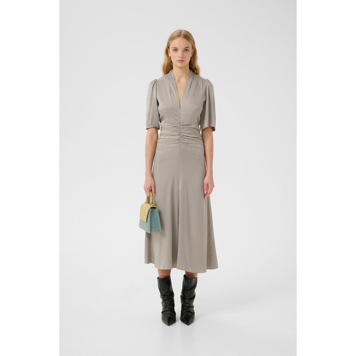 Elegantes Midikleid mit V-Ausschnitt