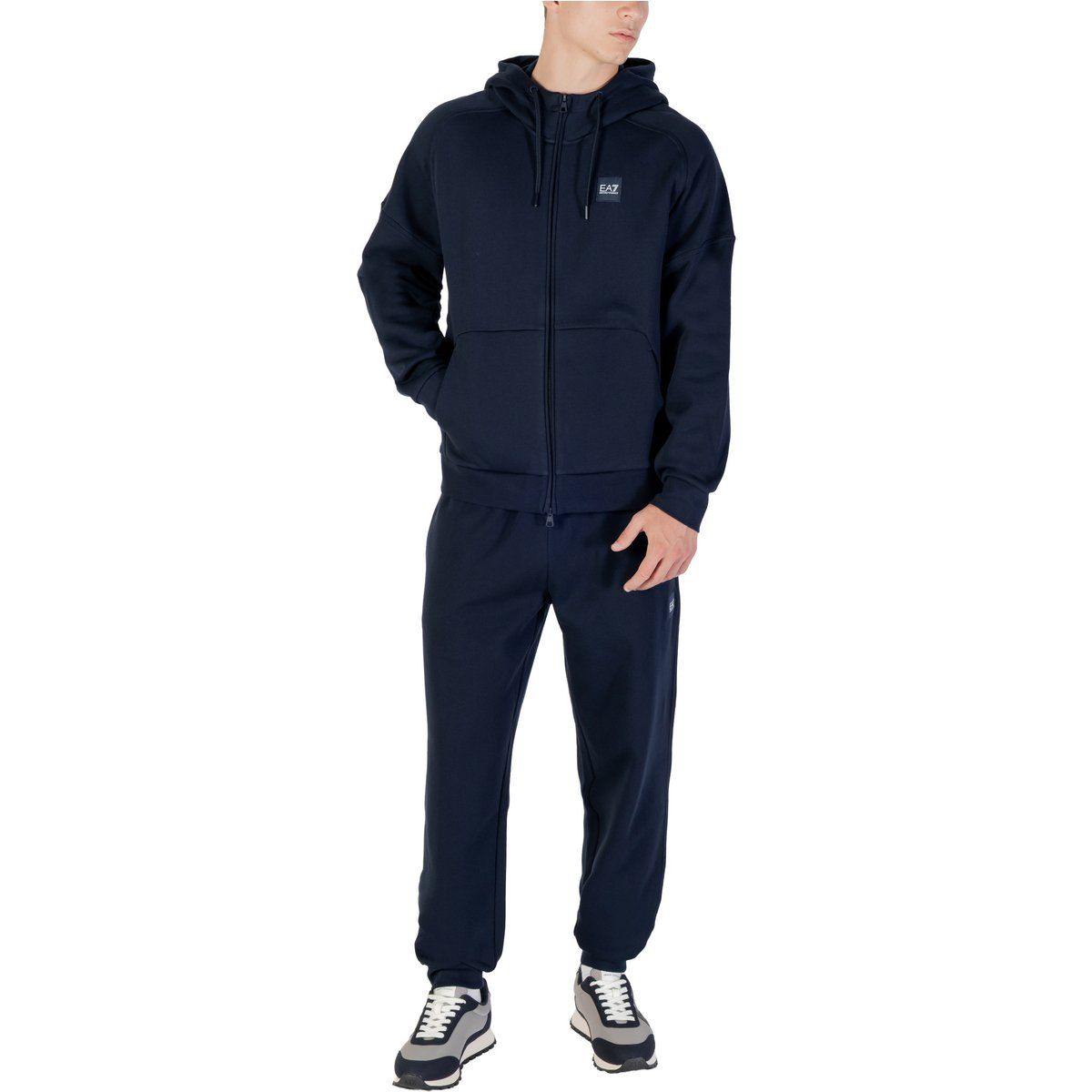 Trainingsanzug mit Hoodie und Reißverschluss