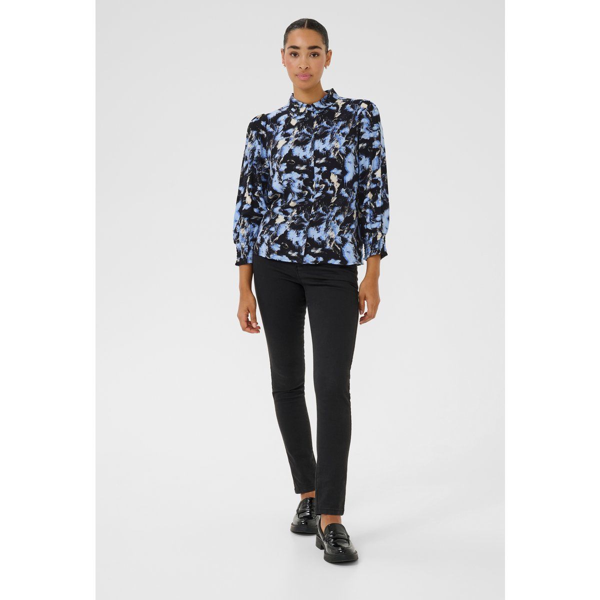 Bluse mit grafischem Pinselstrich-Muster