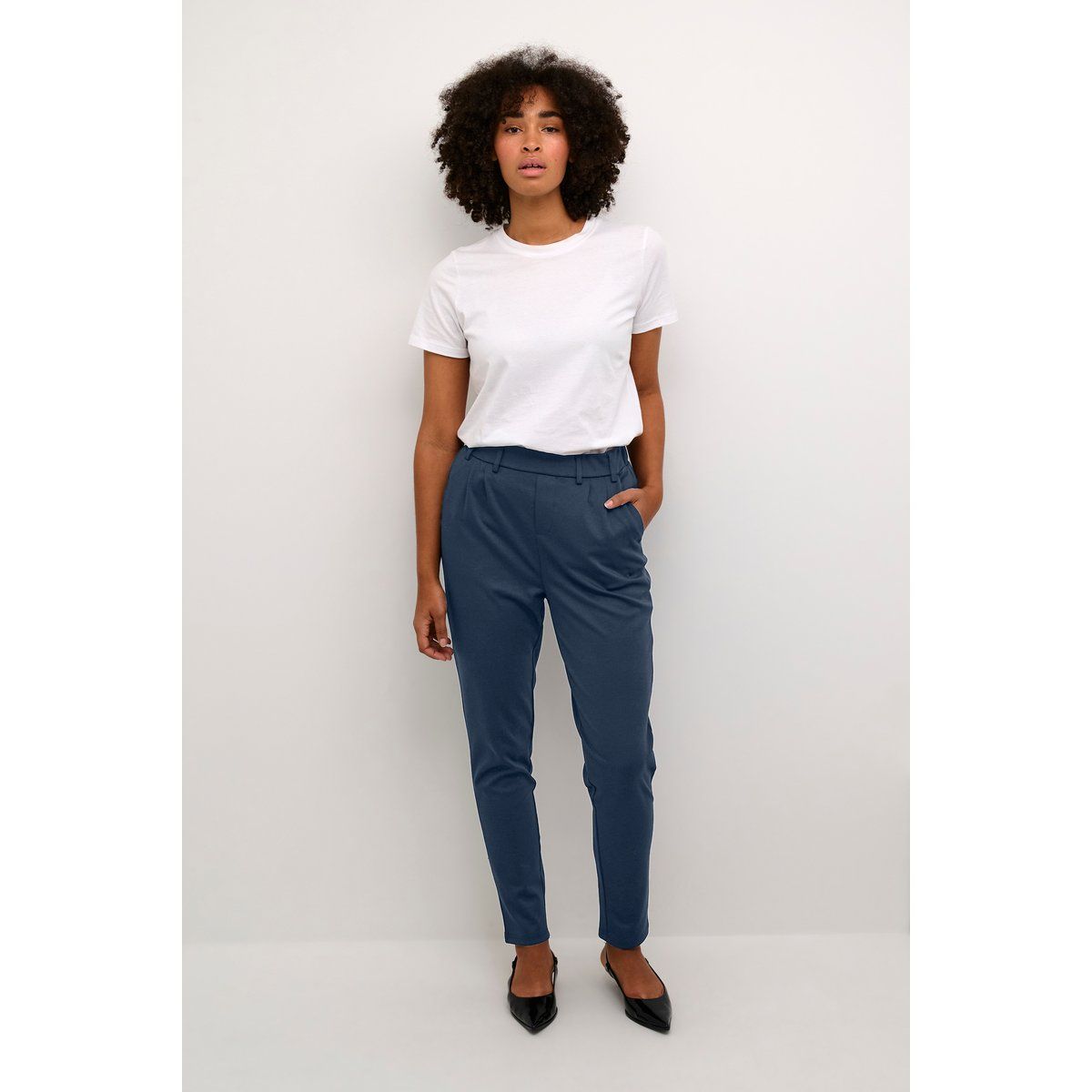 Elegante Strickhose mit schmalem Bein