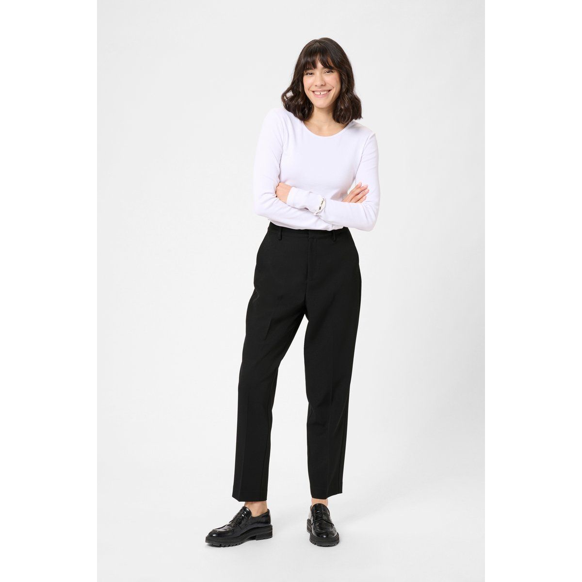 Klassische Stoffhose mit Bügelfalte
