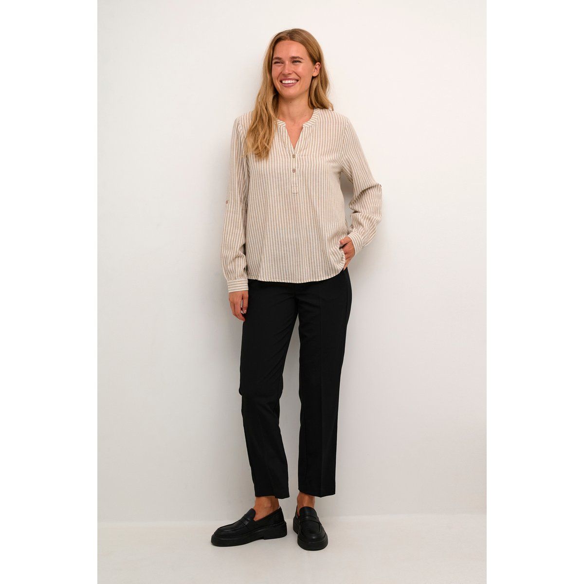 Gestreifte Henley-Bluse aus Leinenmischung