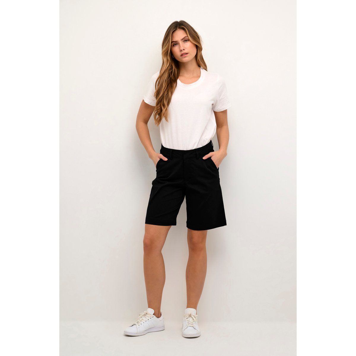 Klassische High-Waist Bermuda-Shorts