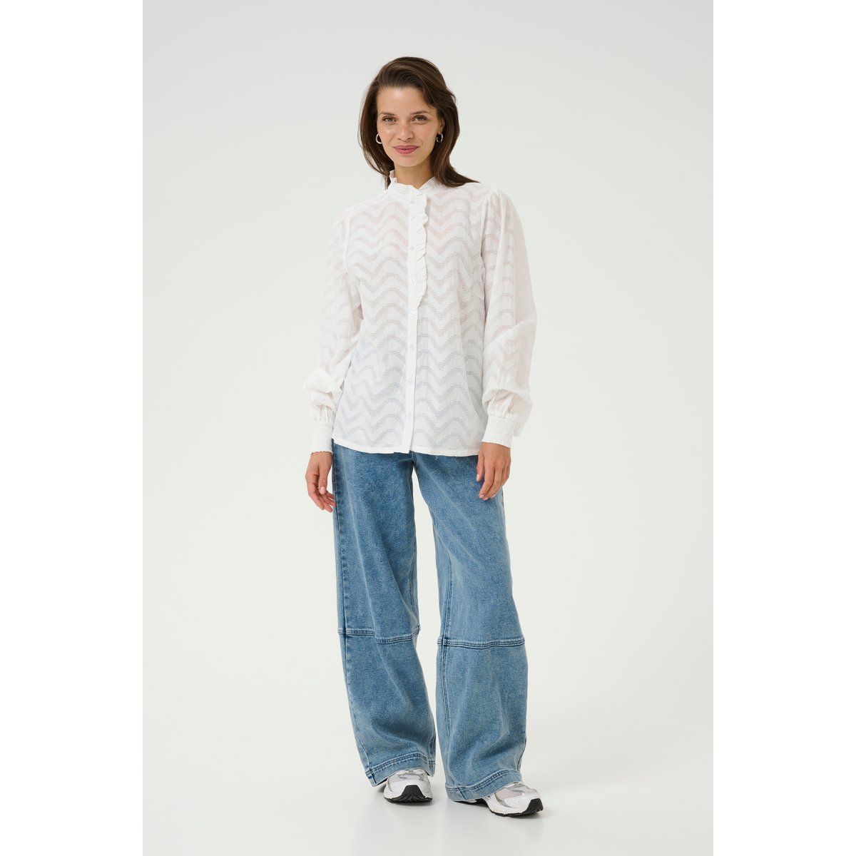 Strukturierte Bluse mit Rüschendetails