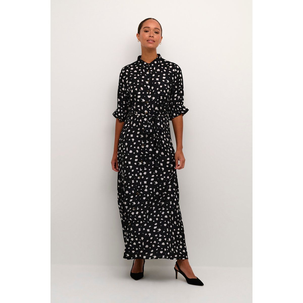 Maxi-Hemdblusenkleid mit abstraktem Print