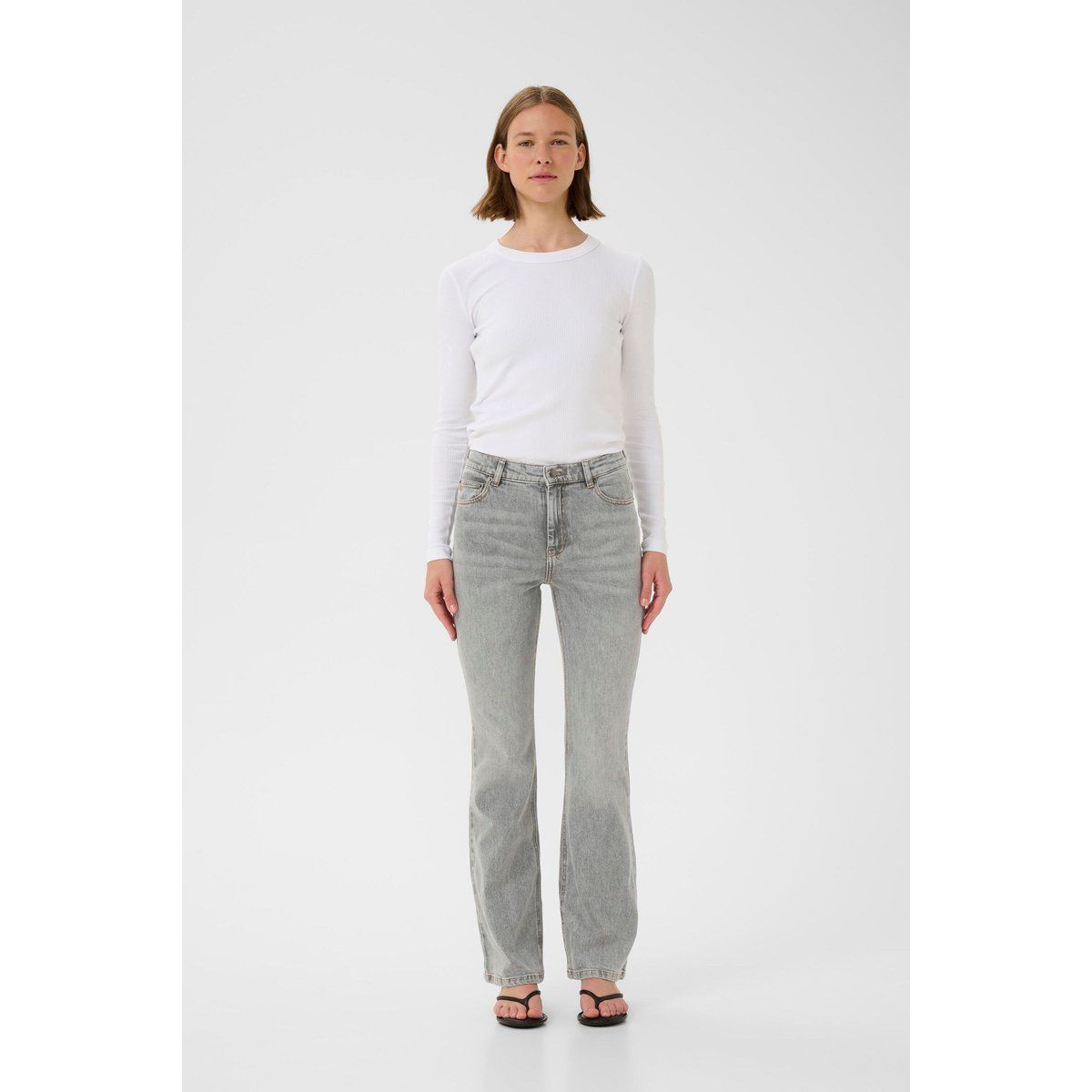 High-Waist Flare-Jeans