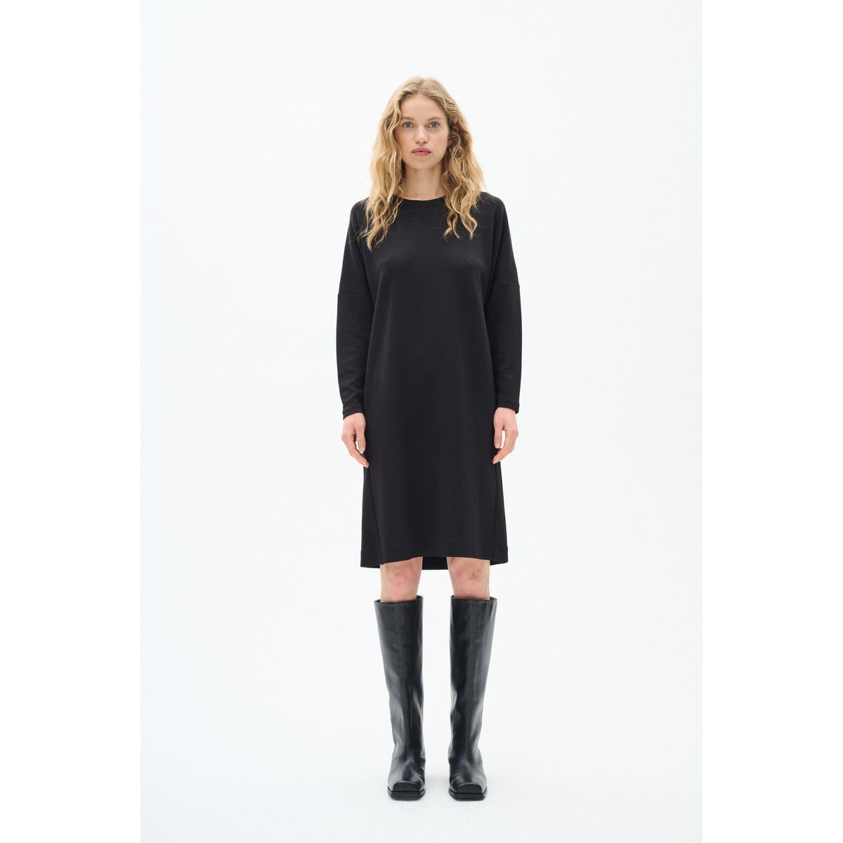 Minimalistisches Jersey-Hängerkleid