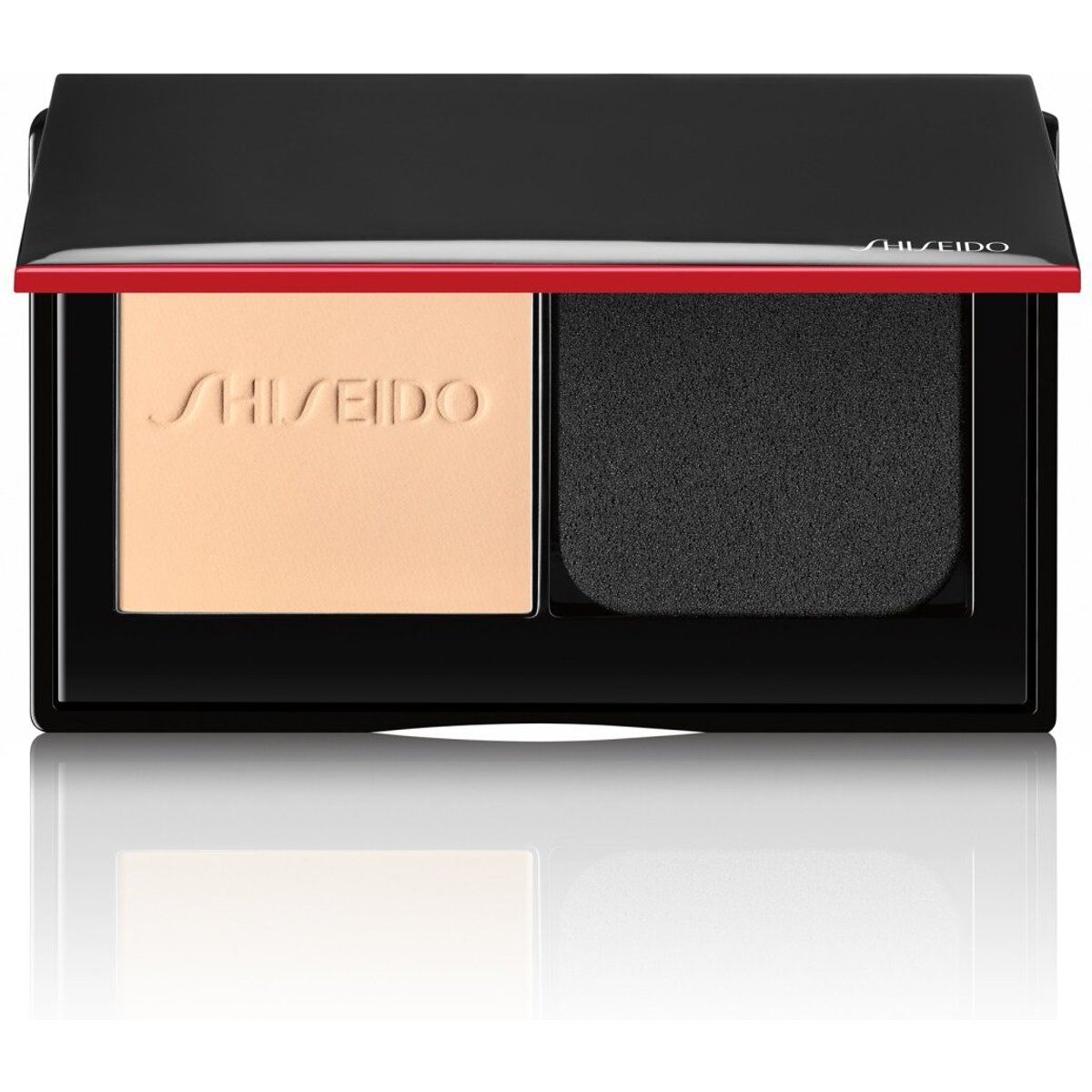 Leichtes Puder-Make-up mit Schwamm