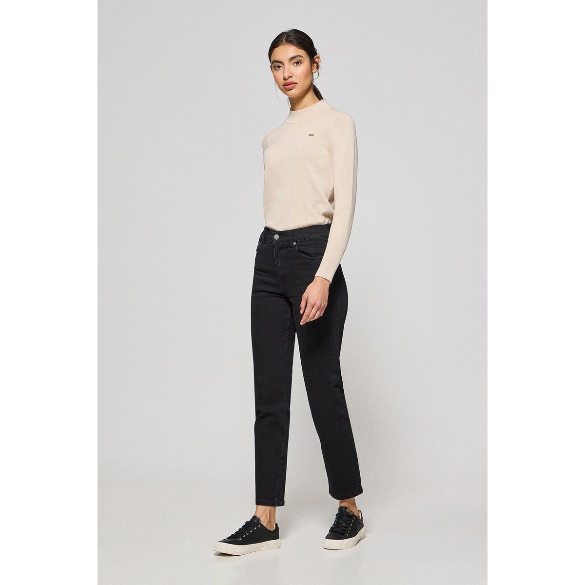 Gerade geschnittene High-Waist Jeans