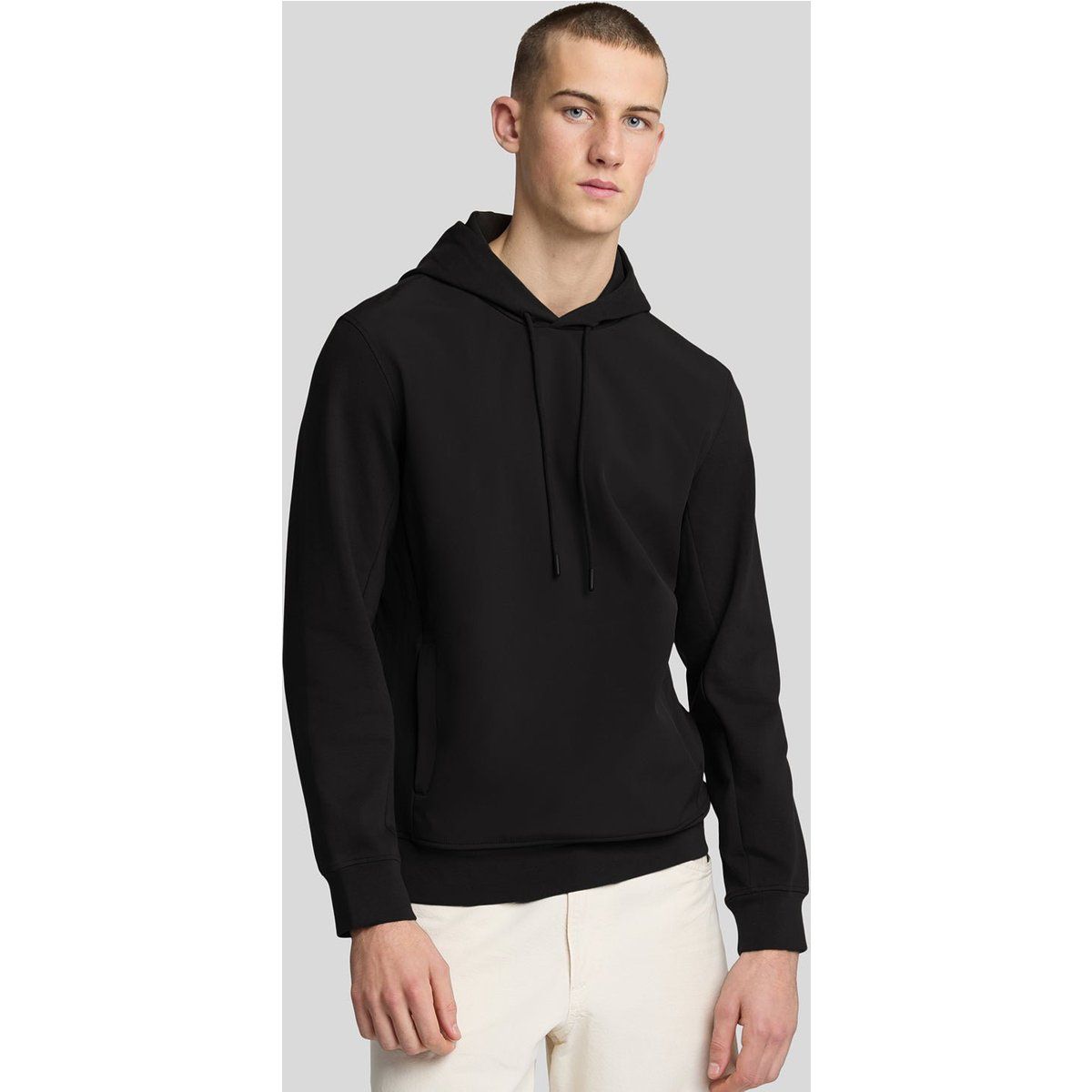 Moderner Softshell-Pullover-Hoodie