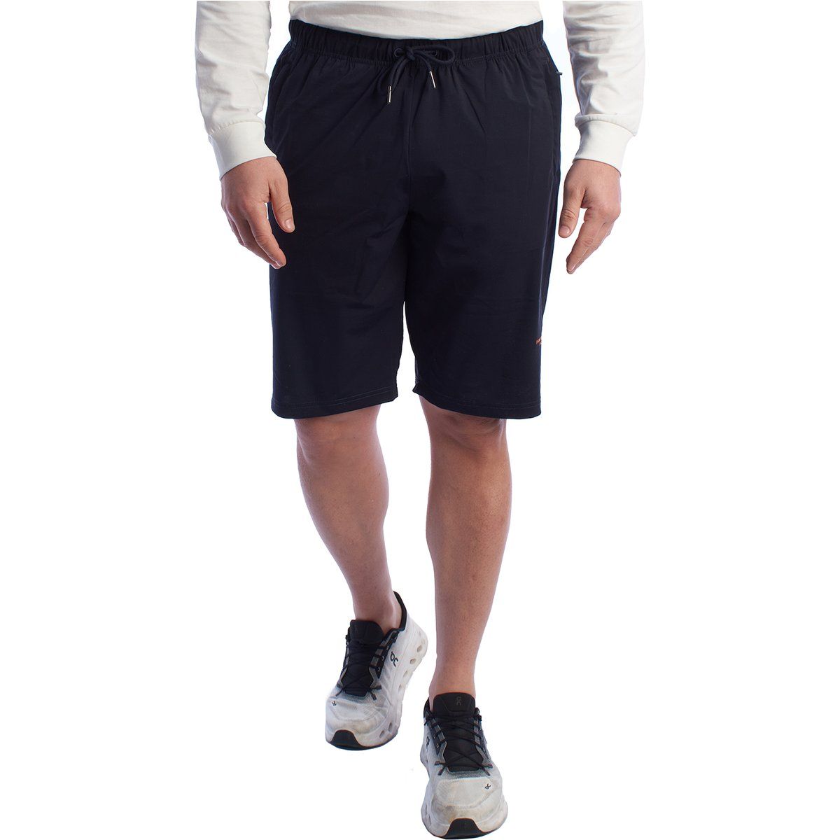 Sportliche Bermuda-Shorts aus Funktionsstoff