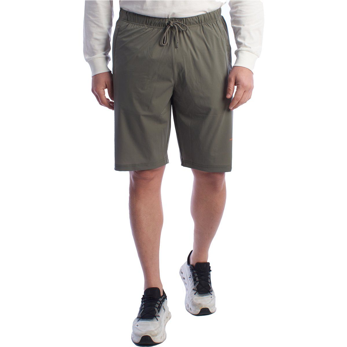 Herren Sport-Bermudashorts aus technischem Stoff