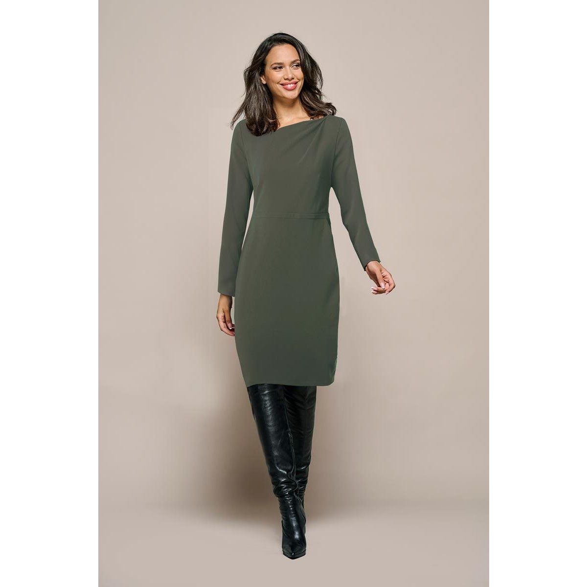 Novelle Kleid Olivgrün