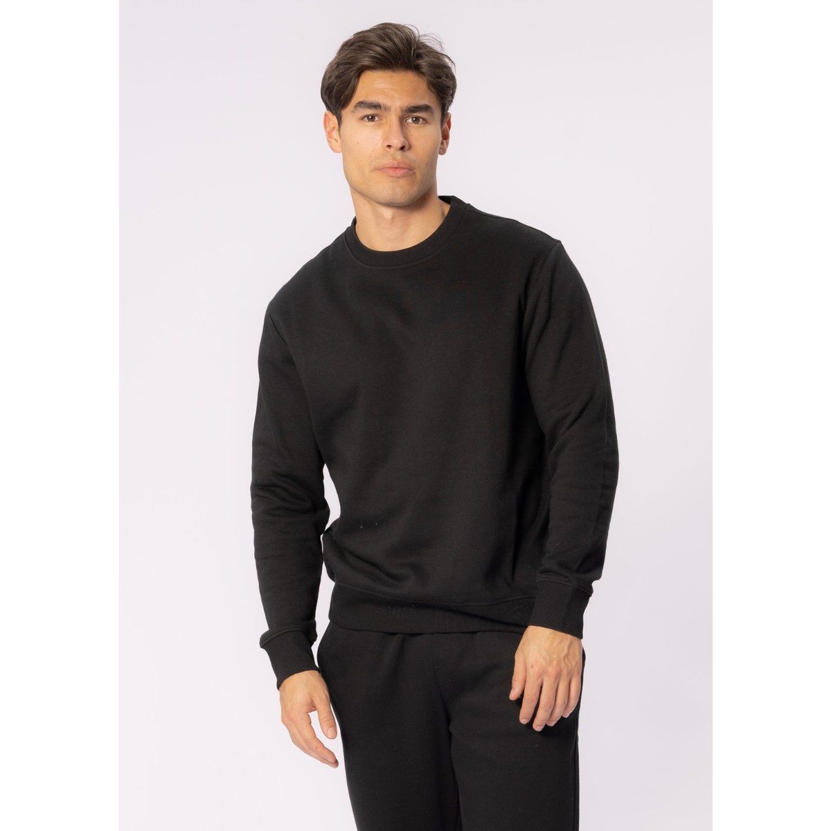 Essentielles schwarzes Rundhals-Sweatshirt