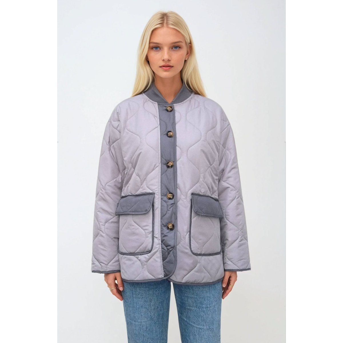 Gesteppte Jacke mit Knopfleiste und Taschen