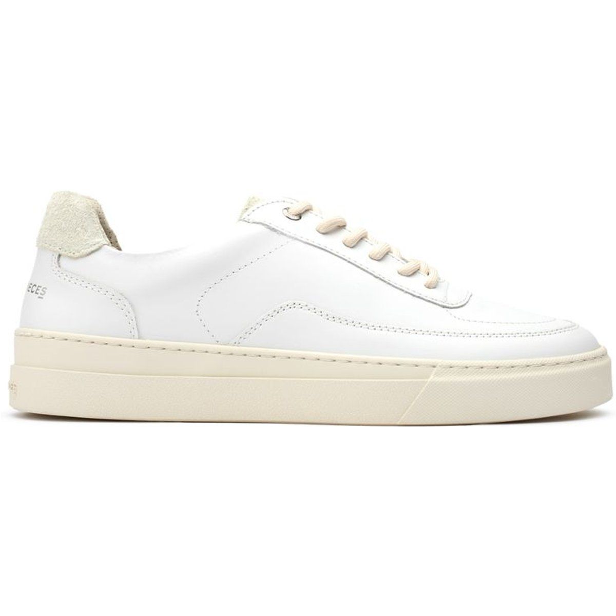 Saubere weiße Court-Sneakers aus Leder
