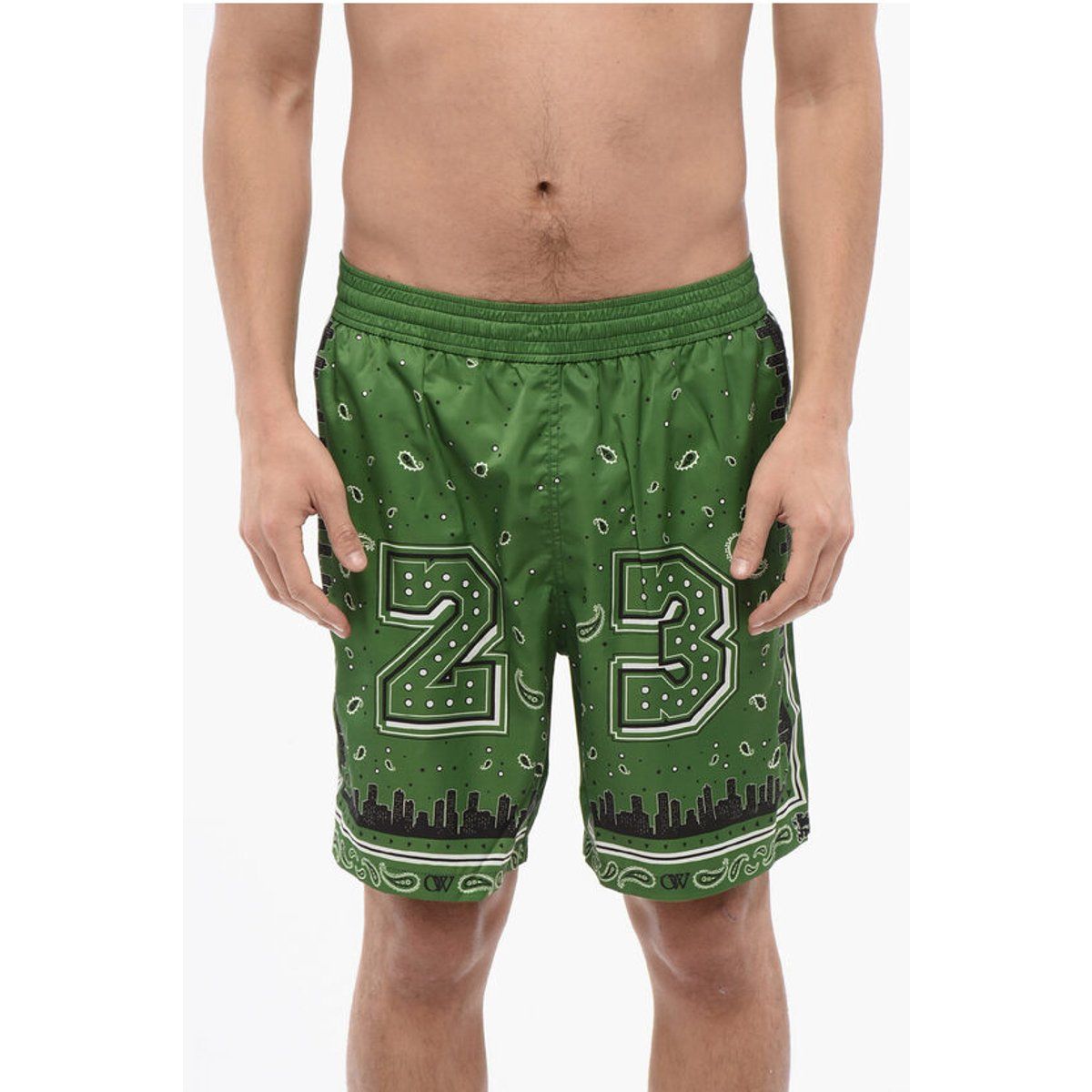 Grüne Badeshorts mit Bandana-Print
