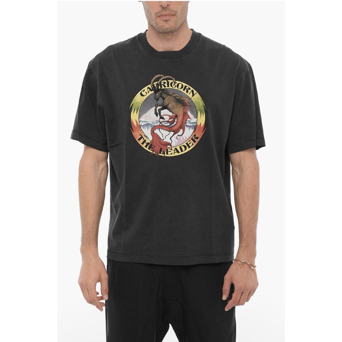 Slim-Fit T-Shirt mit Capricorn-Grafikprint