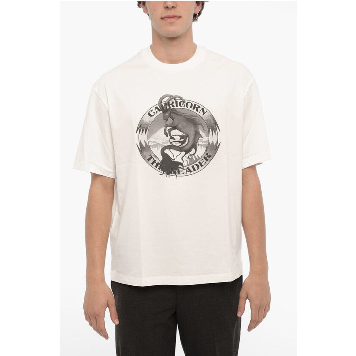 T-Shirt mit Capricorn-Sternzeichen-Grafikprint