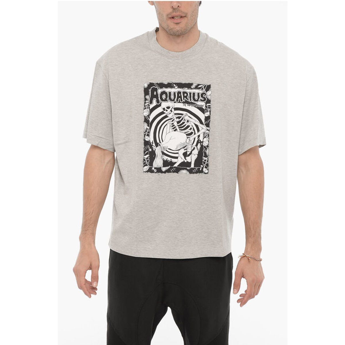 T-Shirt mit Aquarius-Grafikdruck und Rundhalsausschnitt