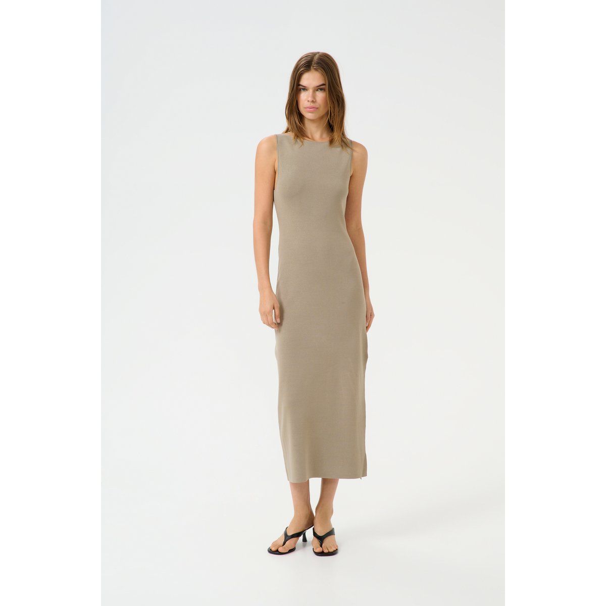 Kleid Slim fit beige