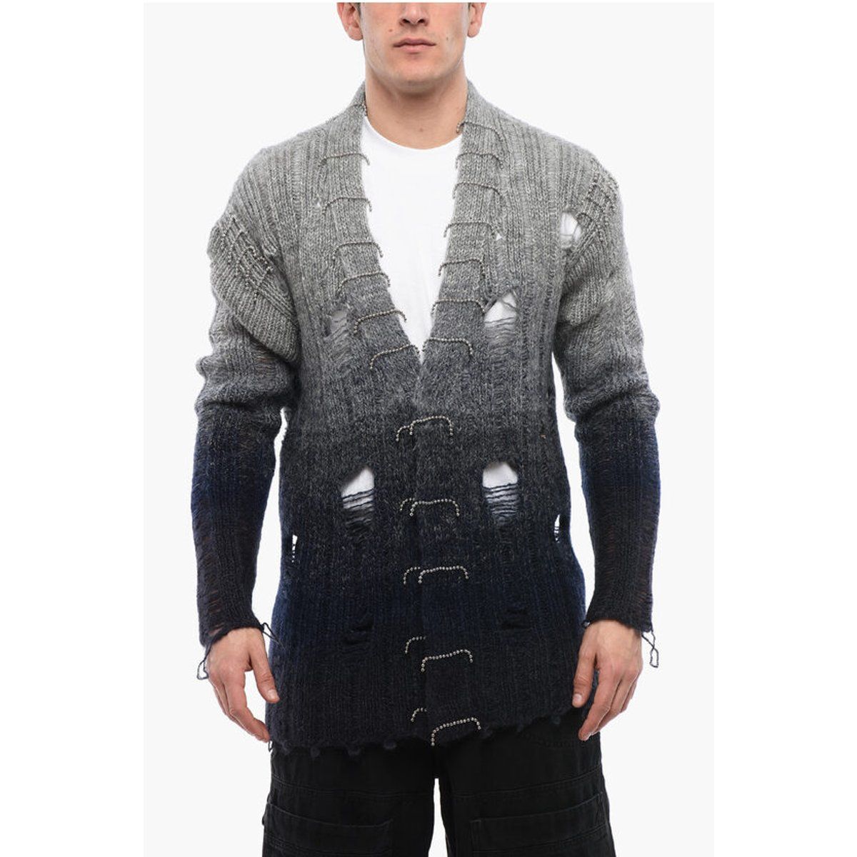 Grauer Ombre-Wollcardigan mit Used-Effekt