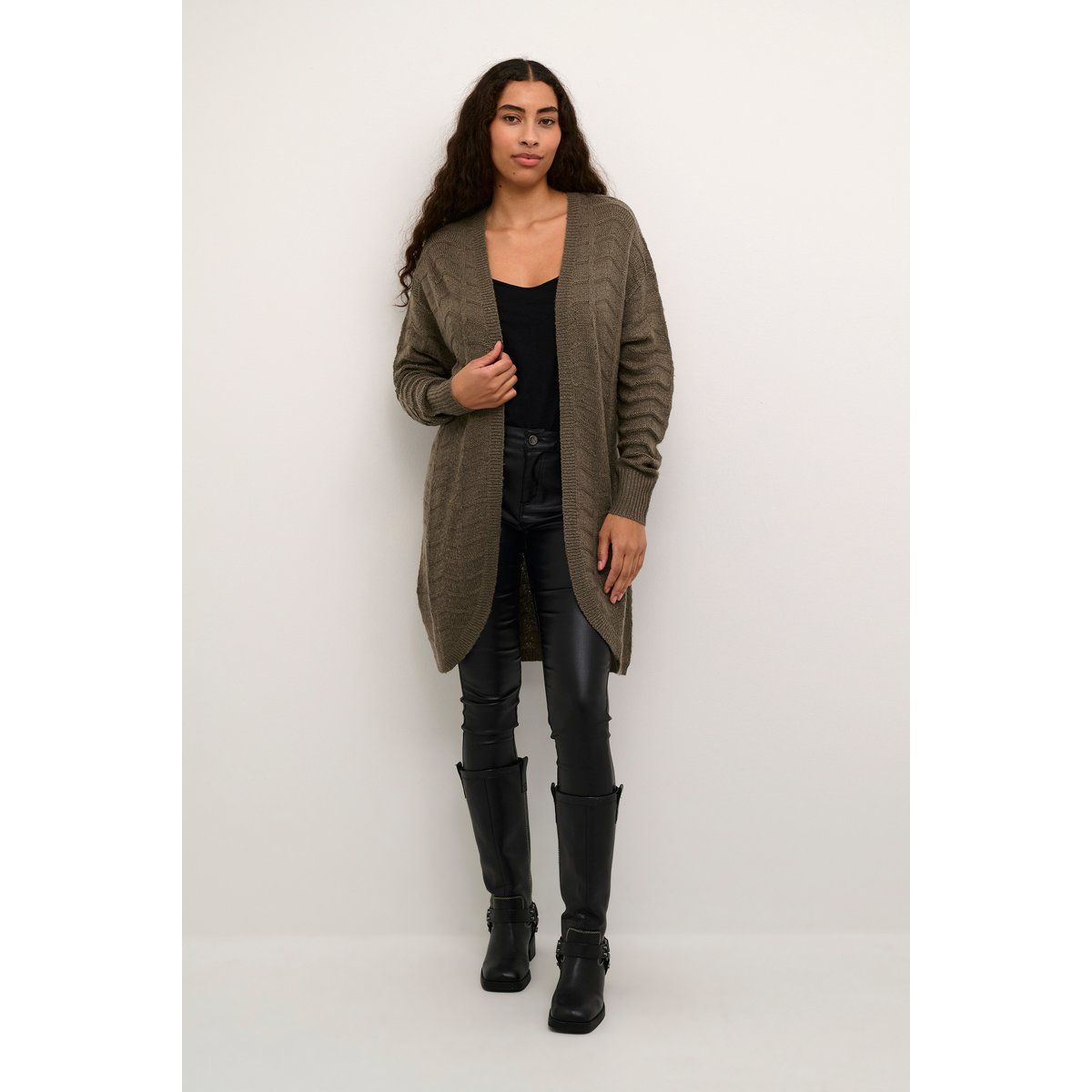 Lange Strickjacke mit offener Vorderseite