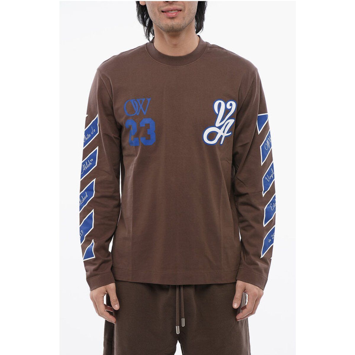 Braunes Langarm-T-Shirt mit Grafik