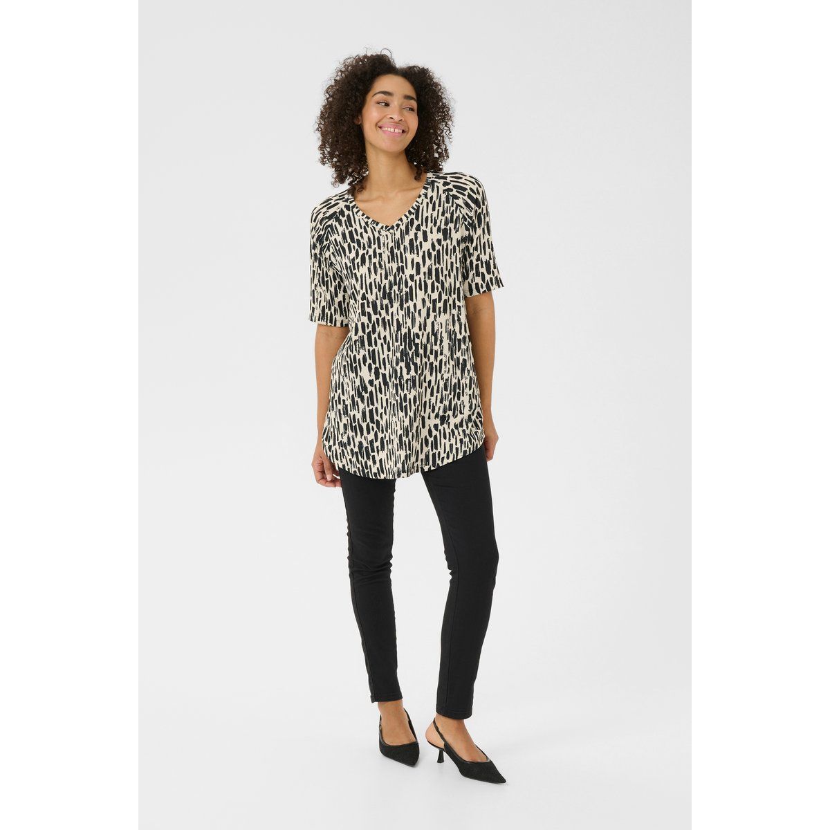 Stricktunika A-shape black offwhite