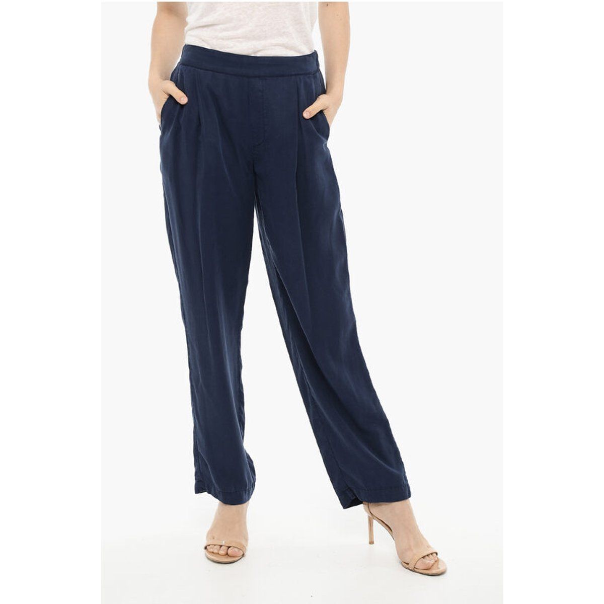 Blaue Hose mit Bundfalte und weitem Bein