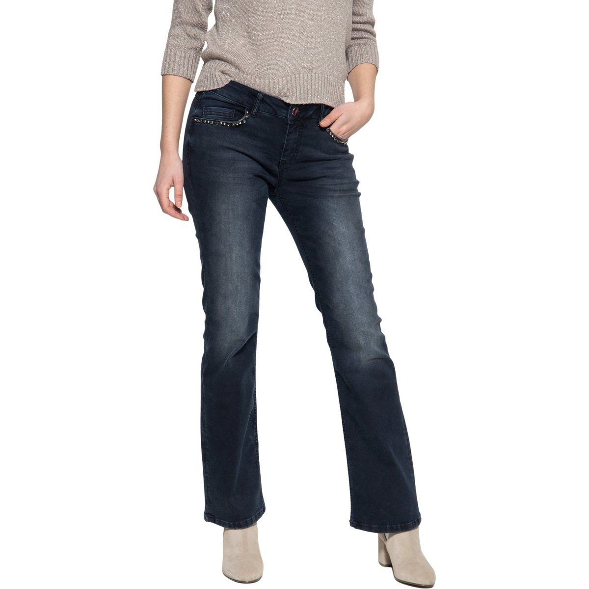 Slim Fit Schlagjeans mit Strass