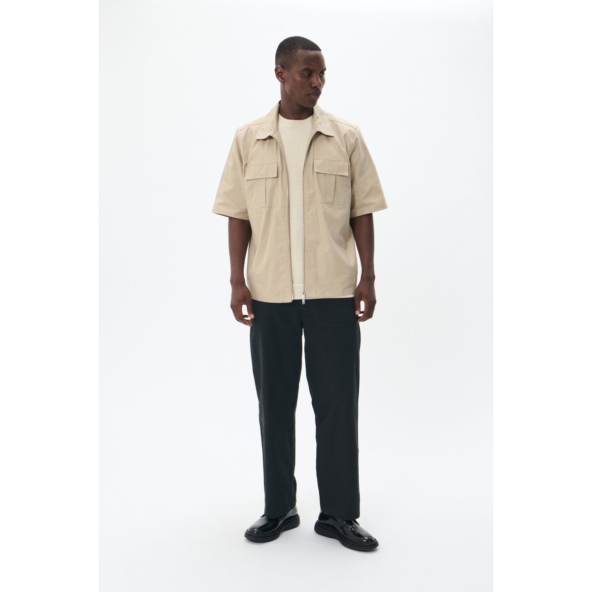 Beige Overshirt Jacke mit gerader Passform
