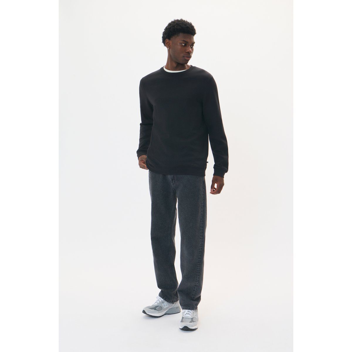 Klassisches Langarm-Sweatshirt mit Rundhalsausschnitt