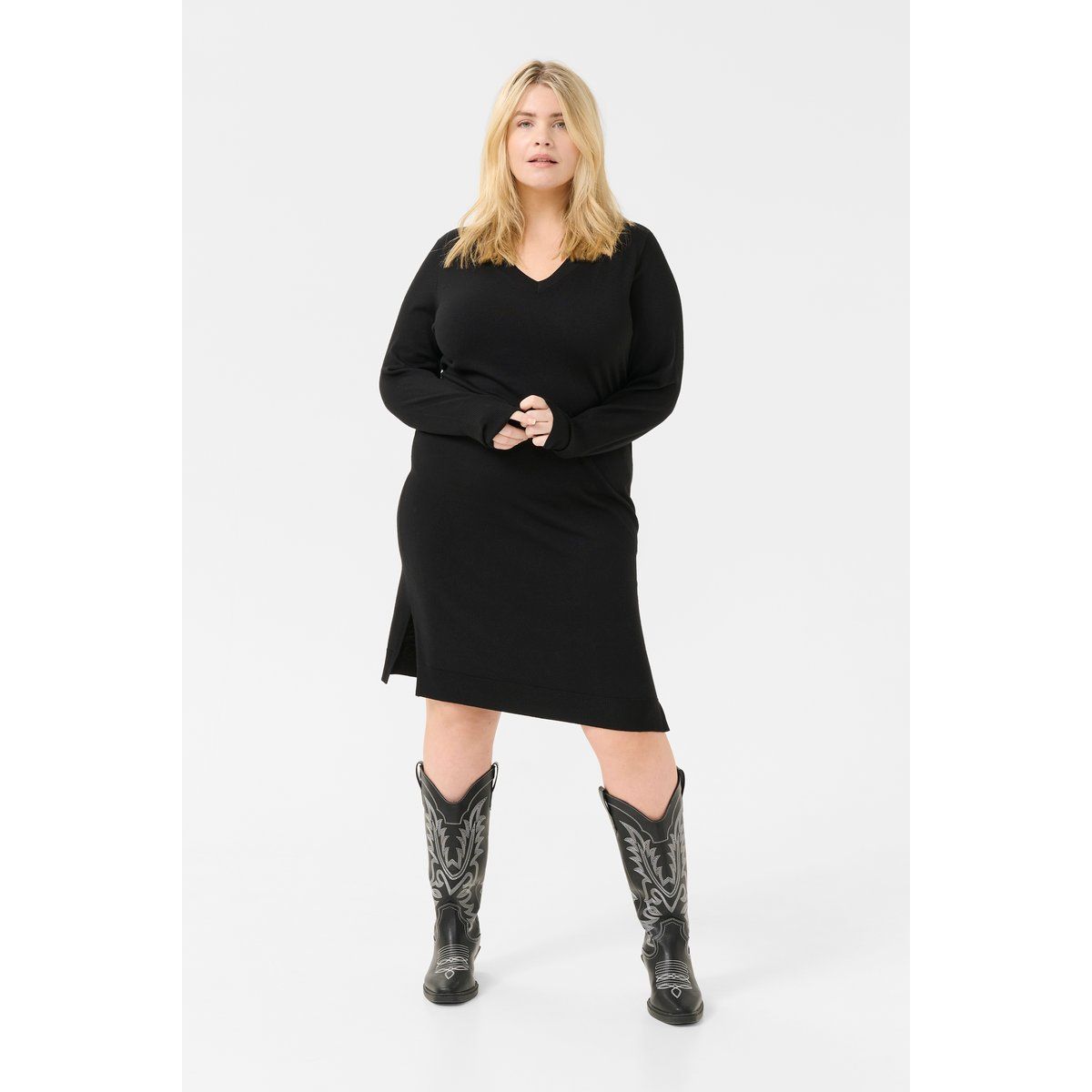 Kleid Regular fit black