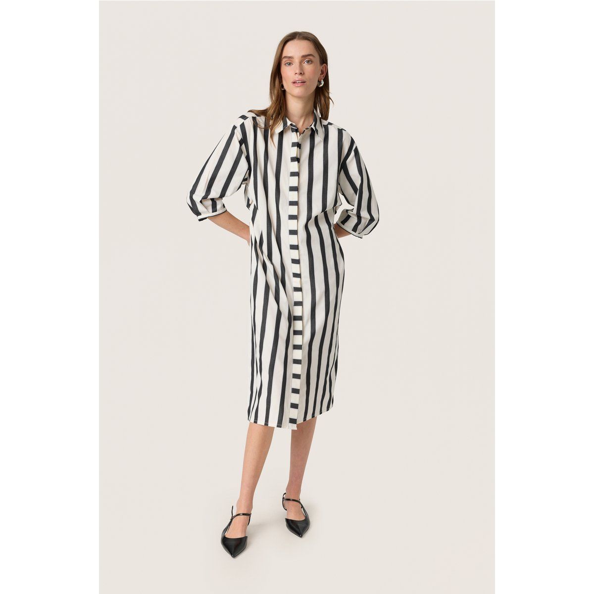 Kleid Gerade Passform black white