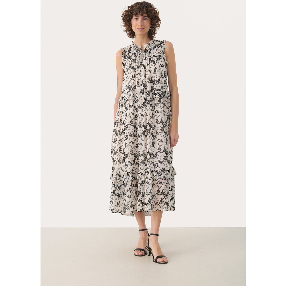 Kleid Gerade Passform black offwhite