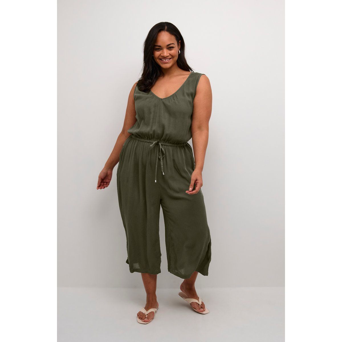 Lockerer, ärmelloser Jumpsuit