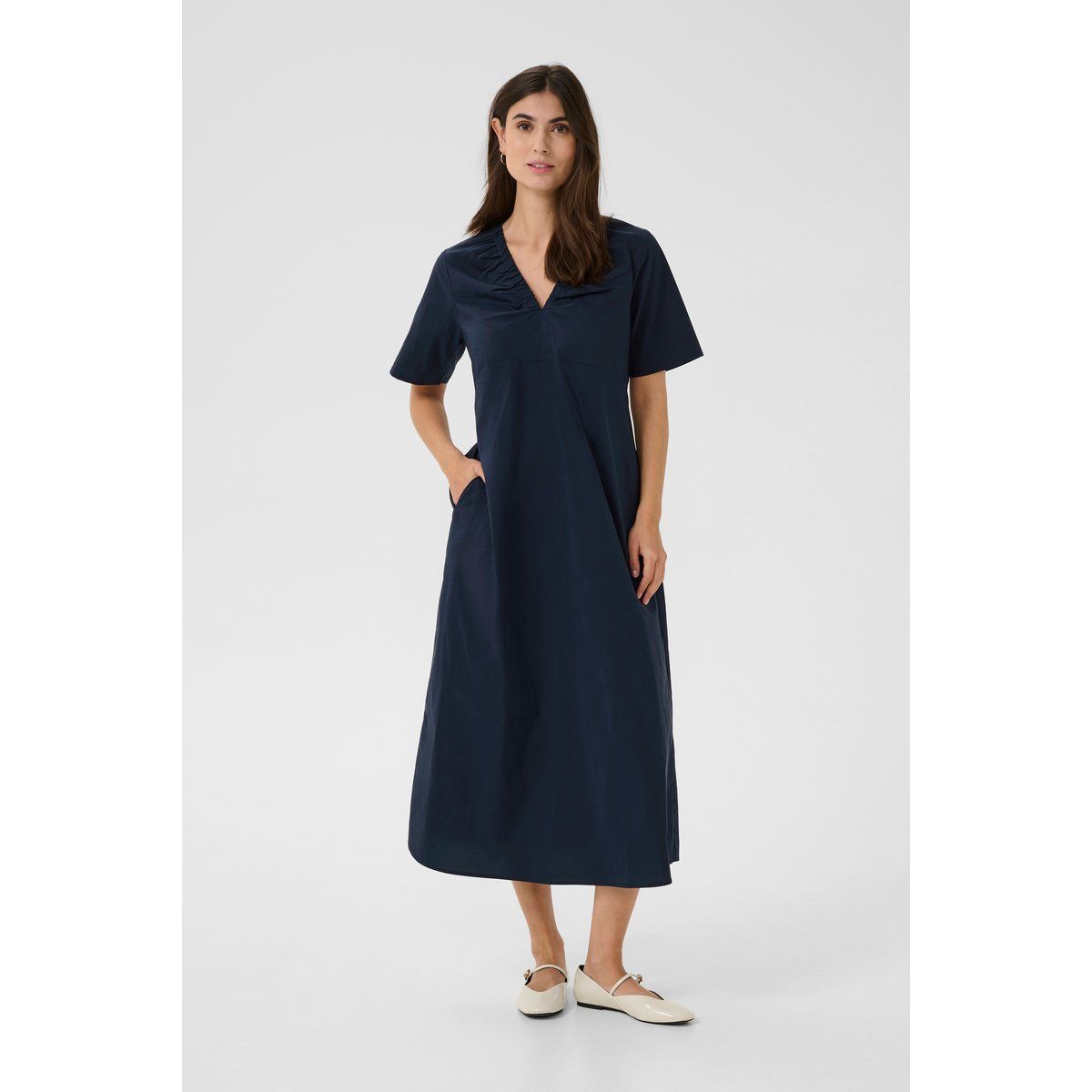 Elegantes Midikleid mit V-Ausschnitt
