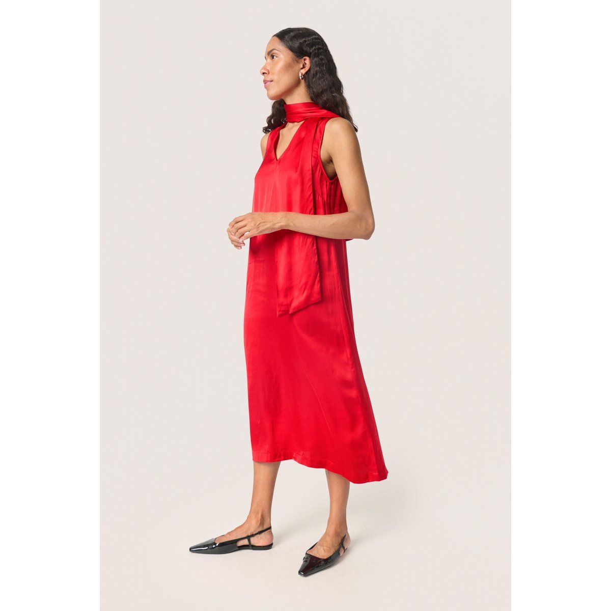 Elegantes A-Linien-Midikleid mit Bindeband