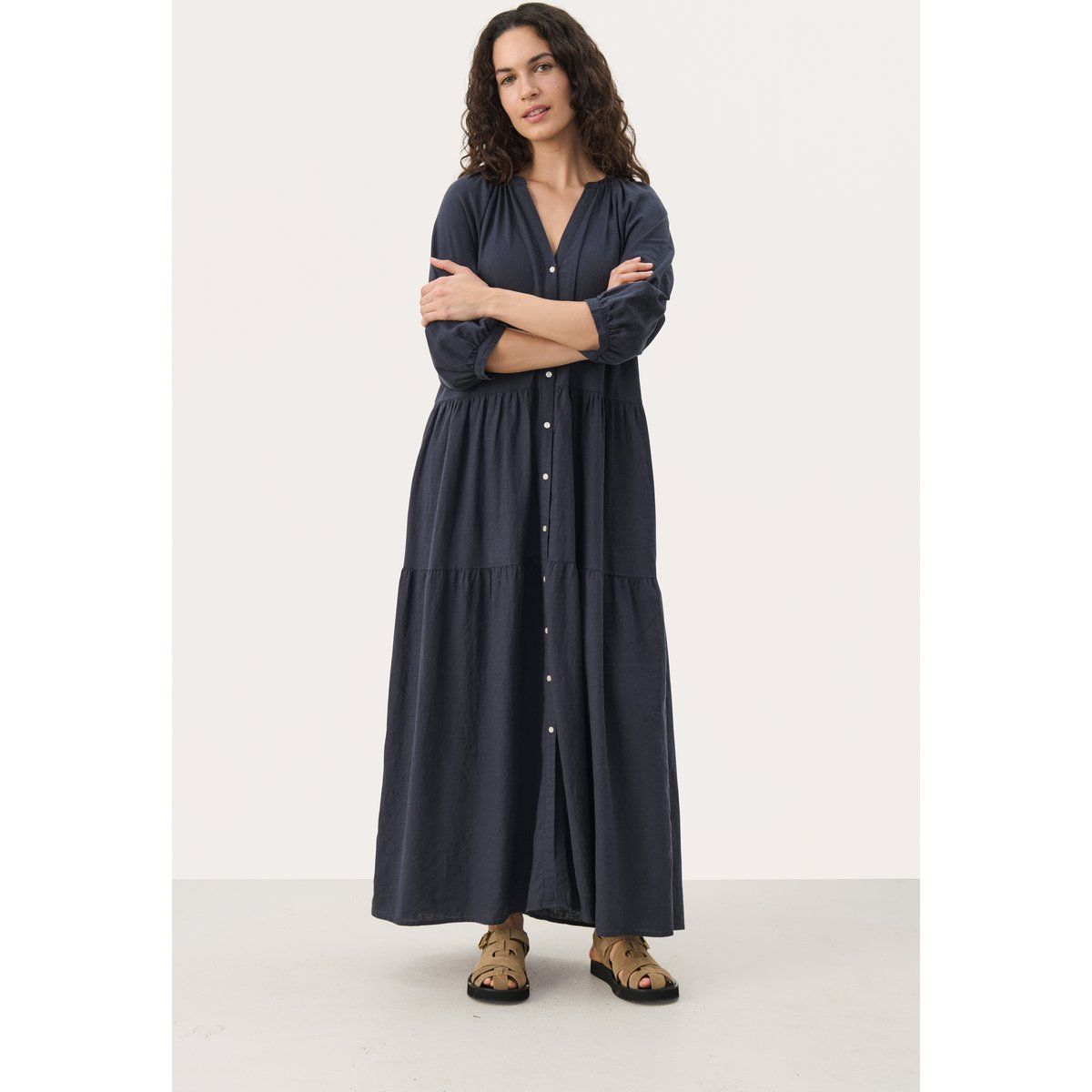 Gestuftes Maxikleid aus Leinenmischung