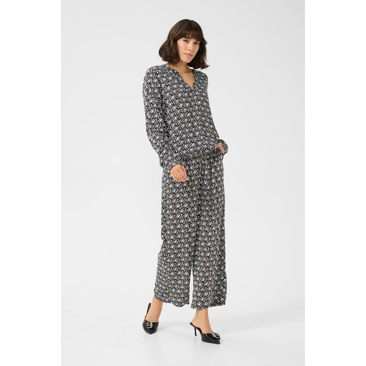 Langarm-Bluse Regular fit Black/Moonstruck Retro Print black darkgrey