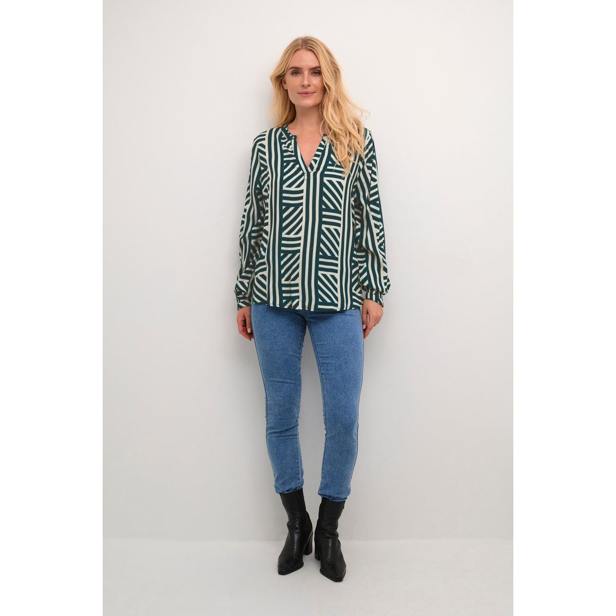 Langarmbluse mit geometrischem Print