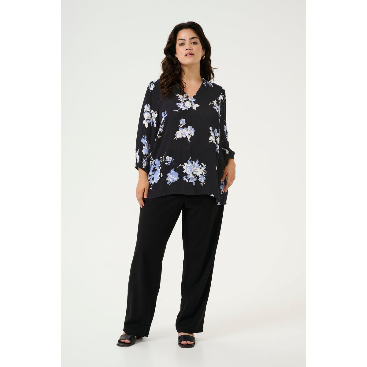 Langarm-Bluse Regular fit Black / Blue Flower Print black blue