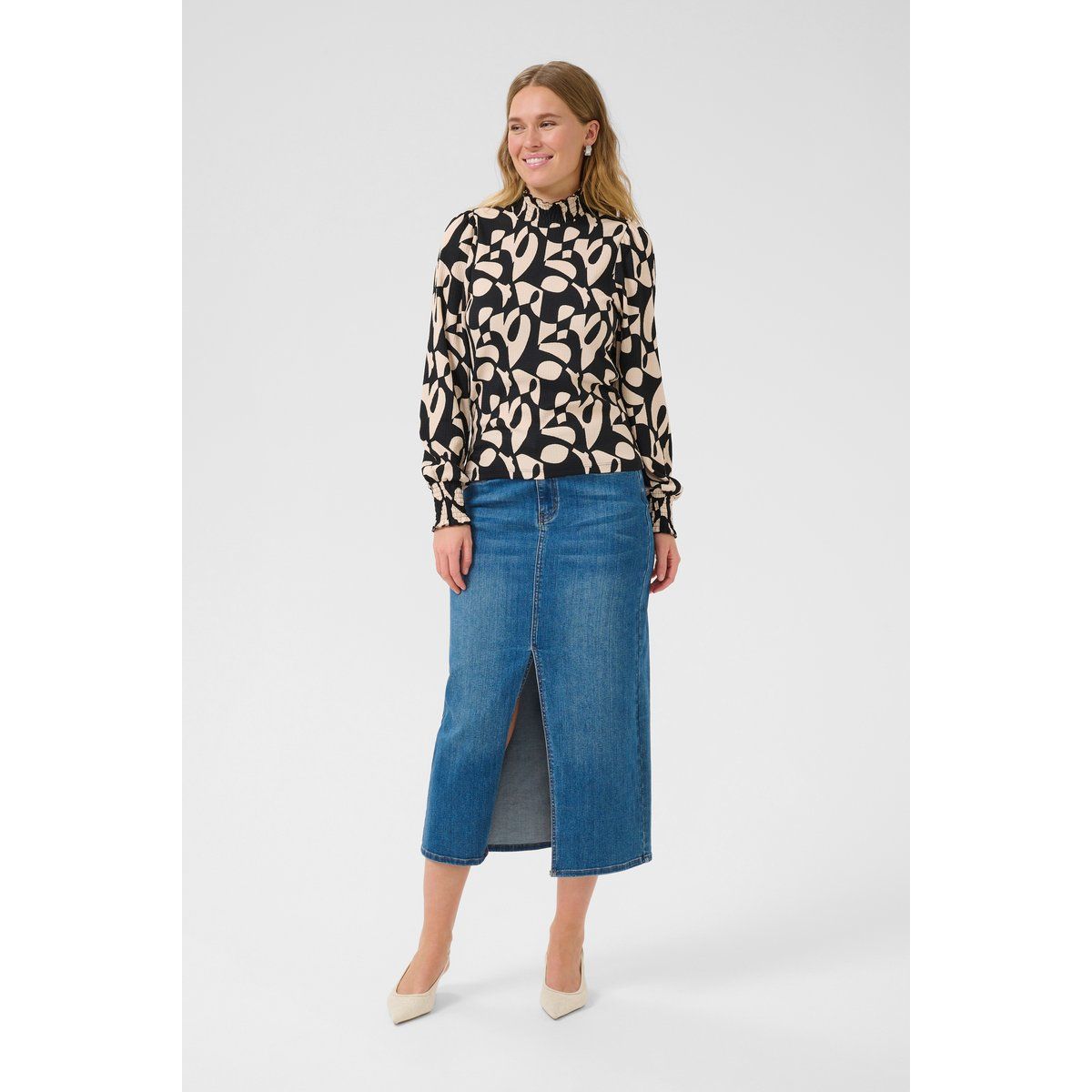 Bluse mit grafischem Druck und Stehkragen