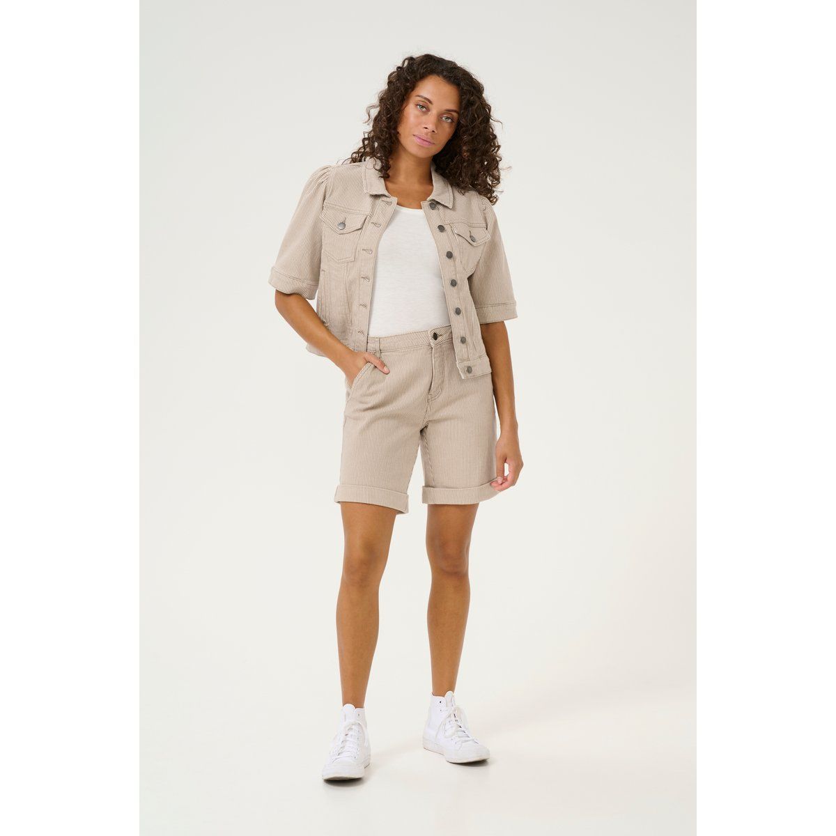 Shorts Loose fit Dune/White Stripe sand