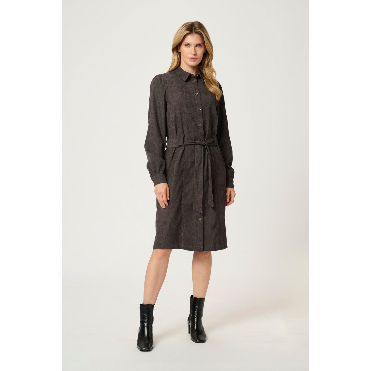 Kleid Regular fit brown