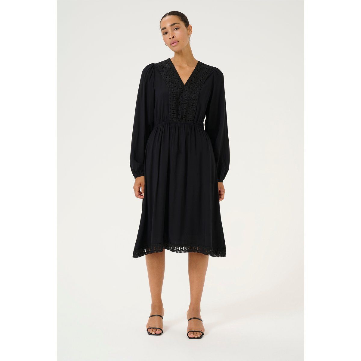 Kleid Regular fit black