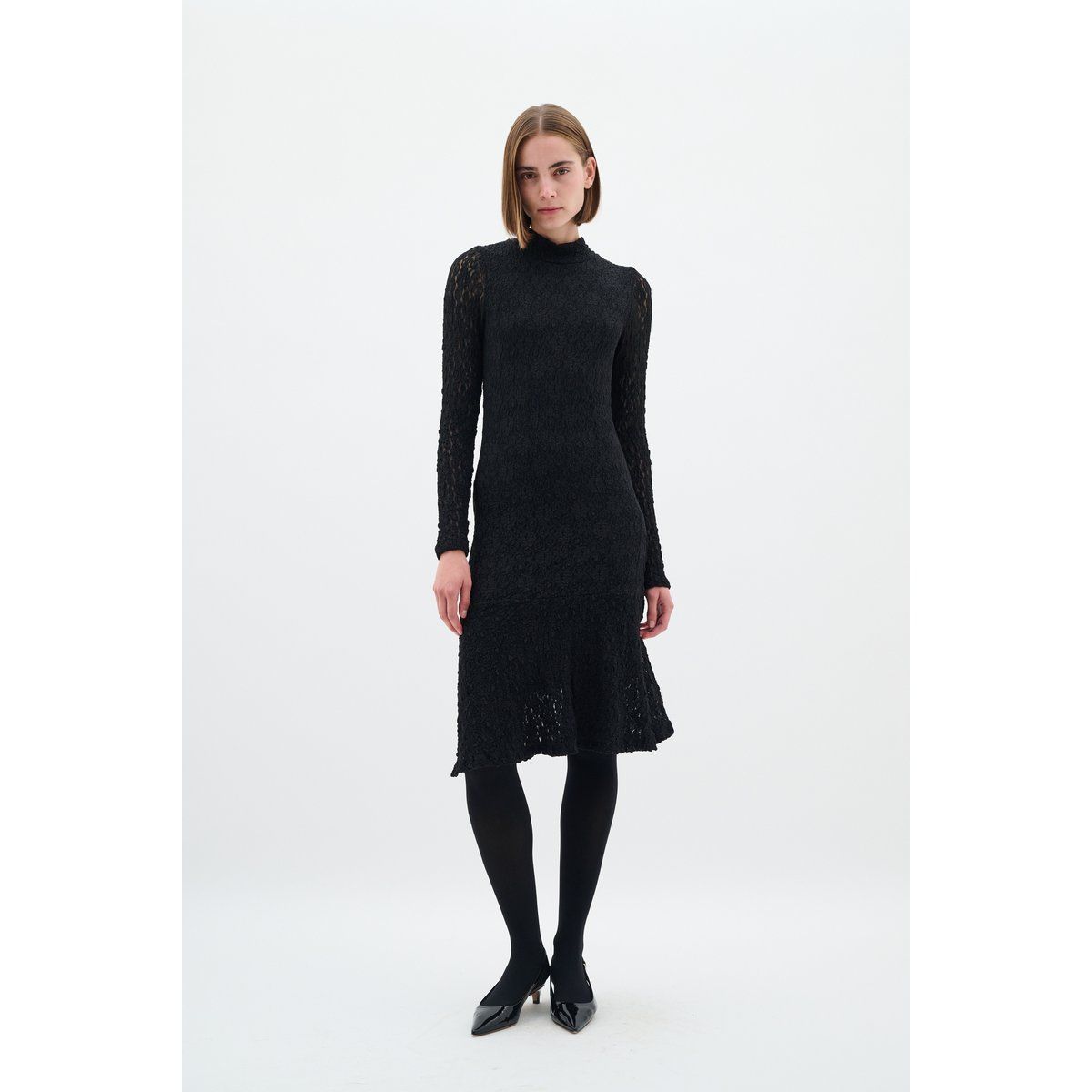 Elegantes schwarzes Jerseykleid mit Spitze